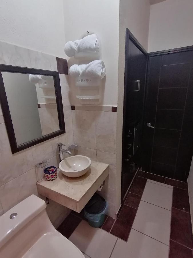 Hotel Pena Real Бернал Екстериор снимка