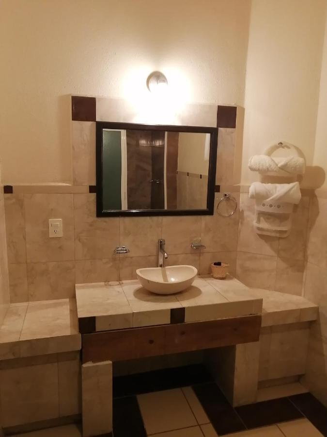 Hotel Pena Real Бернал Екстериор снимка